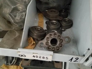MASERATI TIMING CHAIN TENSIONER SUPPORT BRACKET ASSEMBLEY 49285 FACTORY NOS PART - Picture 1 of 1