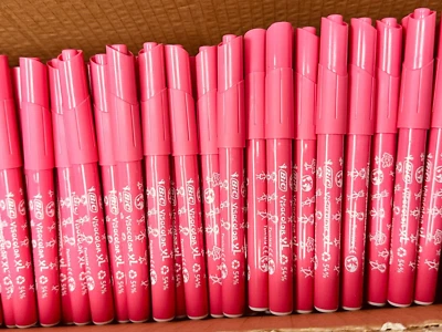 25 BIC 儿童 XL 着色标记笔 粉色 着色标记笔 全新 — 第 1/3 张图片