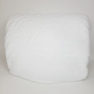 Pottery Barn White Faux Fur Cozy Plush Blanket King/Cal King