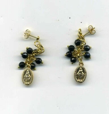 Orecchini pendenti con medaglietta sacra e onici, pezzo unico artigianale - Immagine 1 di 4