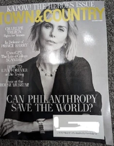 Town & Country Magazine November 2023 Charlize Theron - Imagen 1 de 1