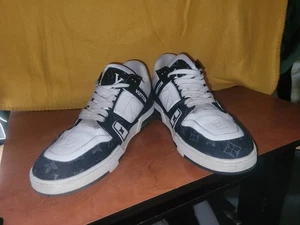 Louis Vuitton Trainer Sneaker Schwarz Weiß Größe 45 - Bild 1 von 5