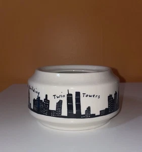 FISHS EDDY New York Skyline Sugar Bowl missing Lid Homer Laughlin - Picture 1 of 6