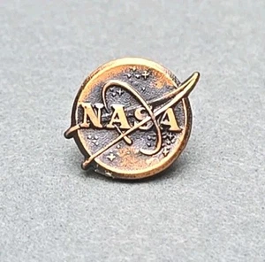 1950s 1960s NASA Logo Employee Service Pin By Famous Maker His Lordship NYC - Picture 1 of 5