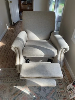 flex steel recliner - Image 1 of 4
