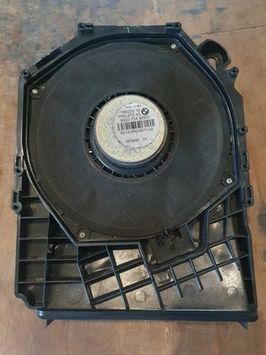 BMW 1 Series E87 Passenger Side Under Seat Bass Speaker 6954871 - Image 1 of 3