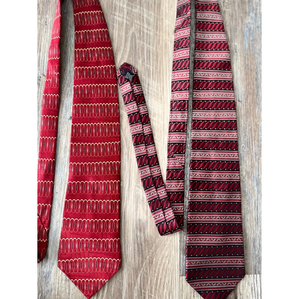 (2) Corbatas rojas de mezcla de seda blass Bill de Navidad para hombre Foto 1 de 4