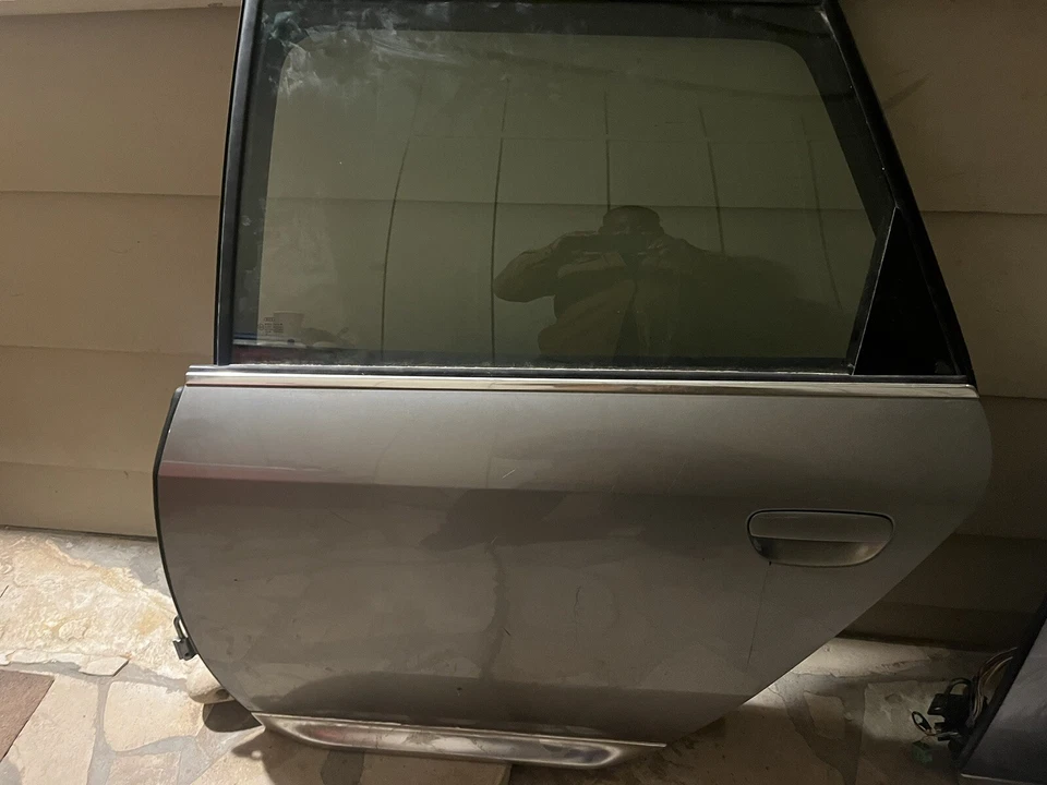 Audi Quattro 2001 All Road SW Front And/or Back Driver Side Doors - Image 1 of 4