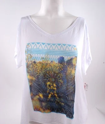 NWT WOMENS ELEMENT MOSIAC TEE SHIRT $28 M white multi  - Image 1 of 4