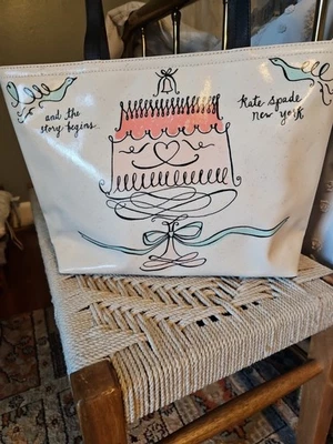 Bolso de Mano Kate Spade Boda Campanas Pastel Francis Raro Deja que la Historia Comience DEFECTUOSO Foto 1 de 4