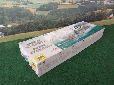 Zvezda 9040 Russian Cruiser 1:350 OVP Neu Modellbausatz Schutzkreuzer - Bild 1 von 4