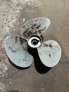 AL#760 15x19 LH 3B Michigan Wheel Volvo Propeller - Picture 1 of 1
