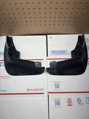 Juego de guardabarros delantero Acura TL 1996 fabricante de equipos originales protector contra salpicaduras diestro negro talla 6 Foto 1 de 4