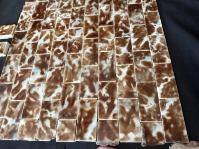 Антикварная каминная плитка AETCO — карамельная дымчатая пятнистость — 49 кирпичей + 16 акцентов - Изображение 1 из 4