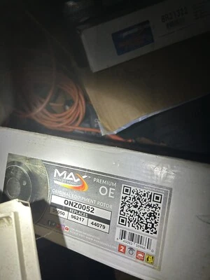 Juego de rotores delanteros traseros Toyota Camry 2002 a 2006 se adapta a algunos modelos Lexus Foto 1 de 2