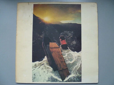 Iron Butterfly 'Metamorphosis' (2401003) 1971 9 Trk Textured A1/B1 UK LP EX/VG - Image 1 of 4