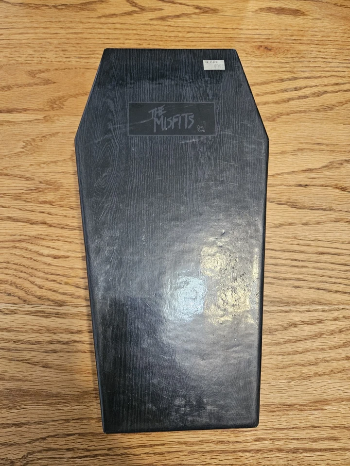 The Misfits Coffin Box Set Complete (CD, caroline, 4 Discs, booklet, pin) - Image 1 of 4