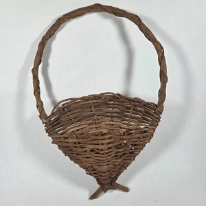 Wall Pocket Basket Woven Twig & Vine Hanging Primitive Boho Vintage Rustic - Picture 1 of 13