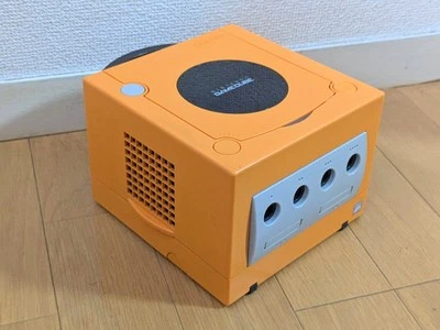 Consola Nintendo GameCube naranja probada desde Japón - Imagen 1 de 4