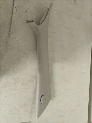 Borde interior de pilar derecho del lado del pasajero para Mitsubishi Eclipse 2006-2012  Foto 1 de 2