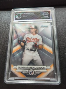 88402473 - Gunnar Henderson - 2023 Bowman Sterling #BSR3 RC Rookie AC 9.5 - Picture 1 of 2