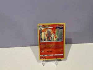 💫 Pokemon RAPIDASH 022/195 Silver Tempest Holo Raro * PAQUETE NUEVO * - Imagen 1 de 6