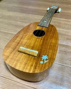 Famous 60th Anniversary Soprano Ukulele FS-4PG Hawaiian Koa Pineapple w/ Stand - Picture 1 of 11