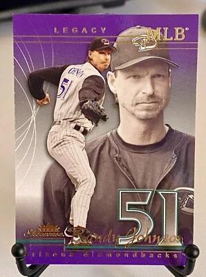 2005 Fleer Showcase Showtime Gold  /99 Randy Johnson #24 HOF 13/99 - Image 1 of 2