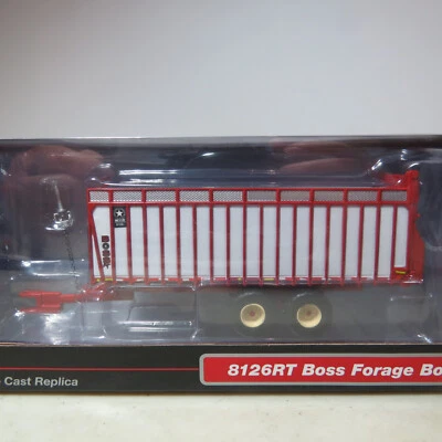 SpecCast Meyer 8126RT Boss Forage Wagon 1/64 MEY-001-B4 - Image 1 of 4