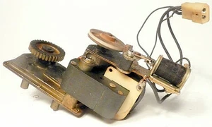WURLITZER 3500 / 3510 / 3560 Funcionando - PARTE DEL MECANISMO -- UNIDAD DE MOTOR DE PINZA - Imagen 1 de 3