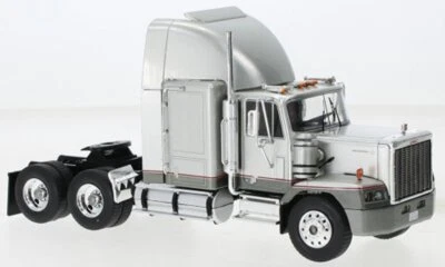 GMC General SBFA - 1988 - silver / grey - IXO 1:43 - Immagine 1 di 4
