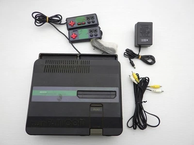 Consola Twin Famicom (Negro/Modelo Tardío AN-505-BK) Famicom/NES JP 9000024389748 Foto 1 de 3