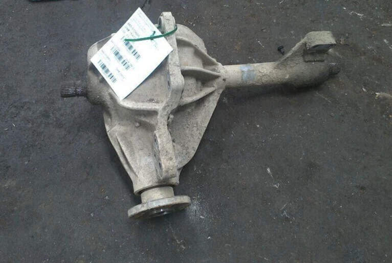 2002-2005 Dodge Ram 1500 Front Axle Differential Carrier Assem 3.55 Ratio Used - Imagem 1 de 1
