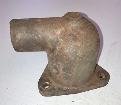 Codo de entrada de agua Willys MB Jeep A1192 Foto 1 de 2