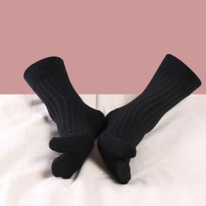 2Pairs Men Cotton 2 Toe Socks Stripes Japanese Socks Black - Picture 1 of 5