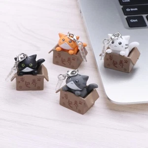 Cat Hanging Dust Plug Man Travel Phone Charm USB Charger Port Protector - Zdjęcie 1 z 12