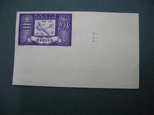 Timbre Non dentelé Monaco 1946 N° PA 18 Avion et Armoiries coin de feuille - Picture 1 of 2