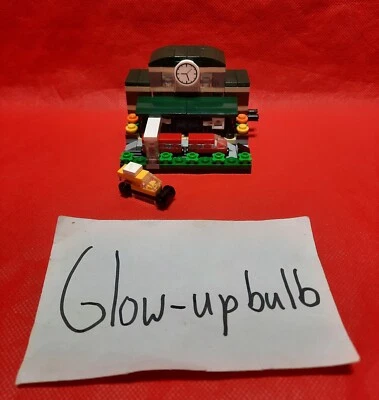 LEGO BRICKTOBER 40142 Train Station [2014 Toys R Us Exclusive] No Manual/No Box - Image 1 of 4