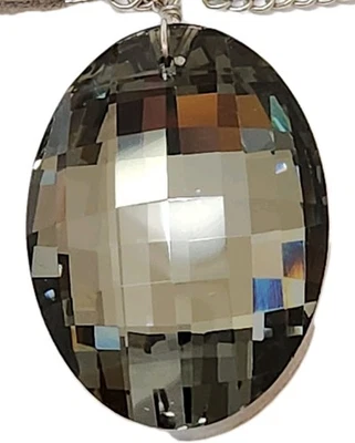 Collar de cadena de gamuza suave colgante de cristal negro y plateado firmado por J Crew A+ para dama Foto 1 de 4