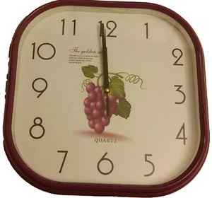 Orologio decorativo da parete in plastica (10"), bordo viola, UVA - Foto 1 di 6