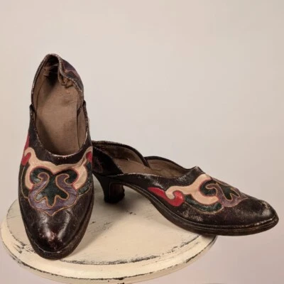 ANTIQUE 1920’S MULTI COLORED LEATHER HIGH HEEL SHOES  - Image 1 of 4