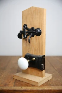 Antique Door Knob Lock Latch Handle Set Brass Metal Countertop Display Vintage - Picture 1 of 9