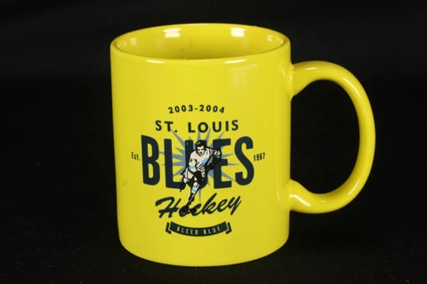St Louis Blues Hockey & Maxwell House Coffee 17th Annual Mug Night 2003- 2004 Cover
