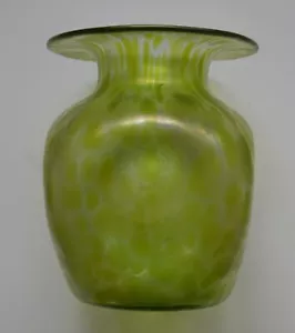 Original Antique Loetz Papillon Glass Vase Green Iridescence (c.1900) - Picture 1 of 6