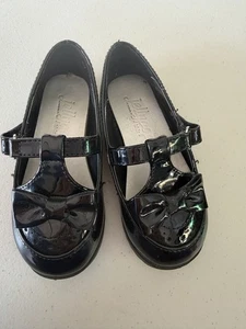 Schwarze Mary Jane Mädchenschuhe mit Schleife, Größe 8M von Jellypop Marke - Bild 1 von 6