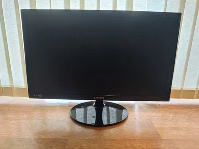 Samsung 24" LED Monitor (1920x1080 HDMI VGA) - Image 1 of 4