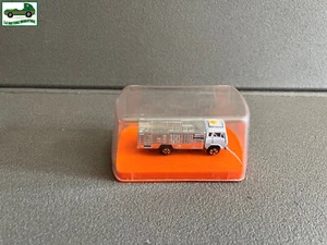 Voiture miniature Camion Mercedes Aeroport Guiloy Spain Echelle 1/124 Majorette - Picture 1 of 7