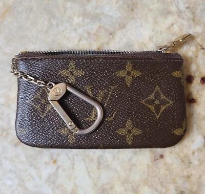 Auténtico Cuero LOUIS VUITTON LV Monograma Llave Bolsa Accesorio Usado en Excelente Condición Foto 1 de 4