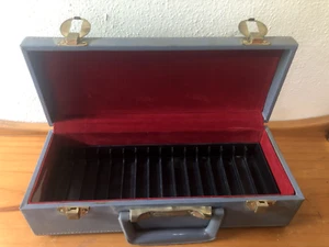 Vintage Grey Cassette Case Holder for 16 Tapes Felt Lined With Handle Portable - Picture 1 of 6