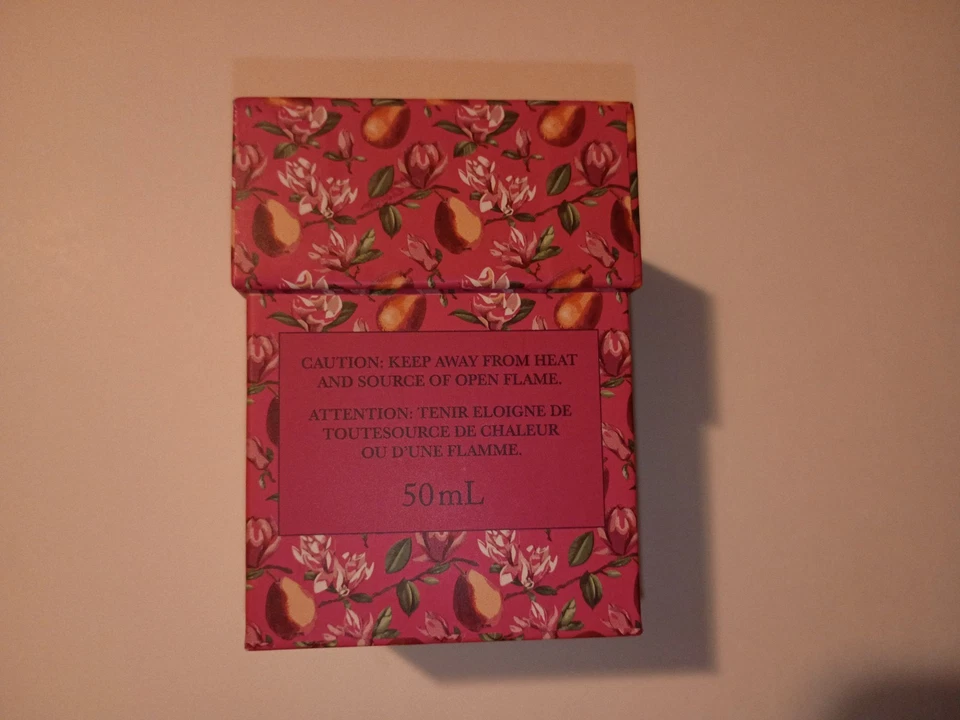 Crabtree & Evelyn Eau de Toilette "Pear and Pink Magnolia" fl oz 1,7 - Imagem 1 de 1